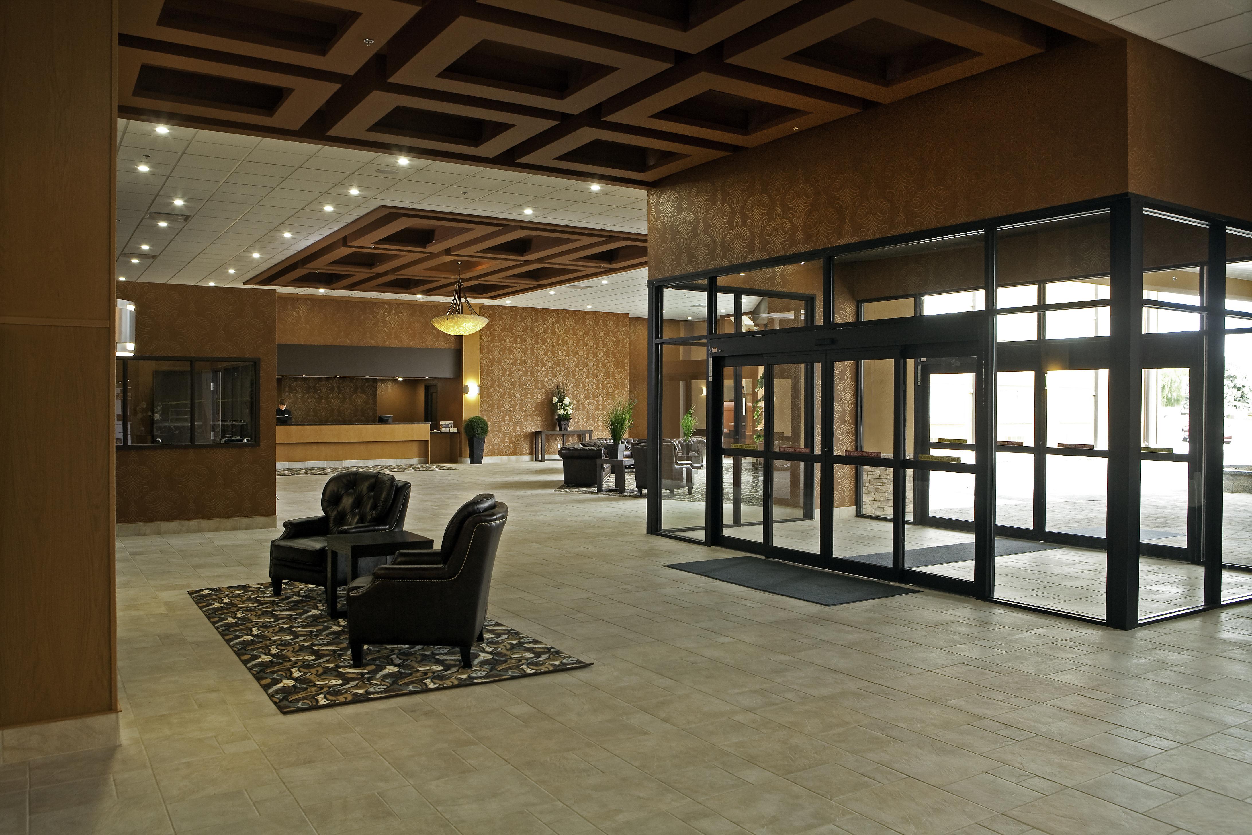 Coast Lethbridge Hotel & Conference Centre Exterior foto